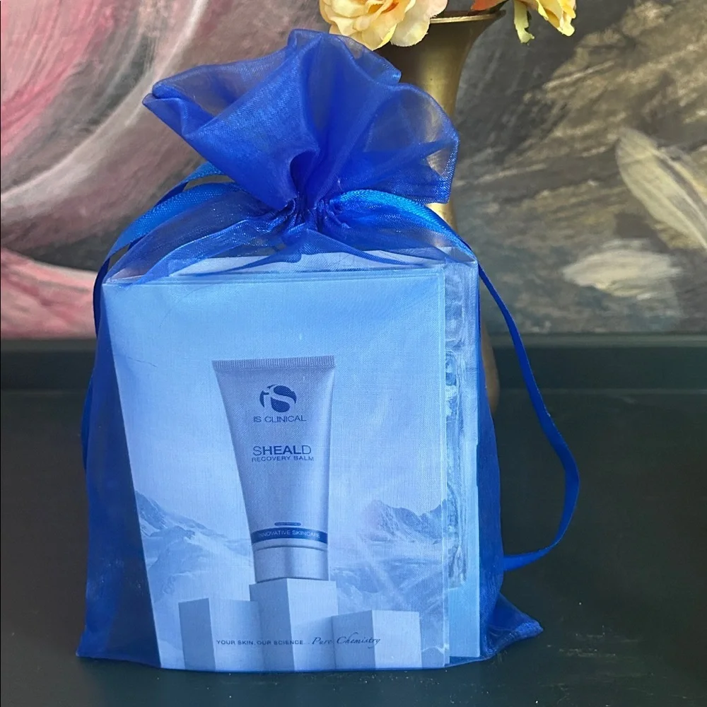 iS Clinical Sheald Sample Set NEW